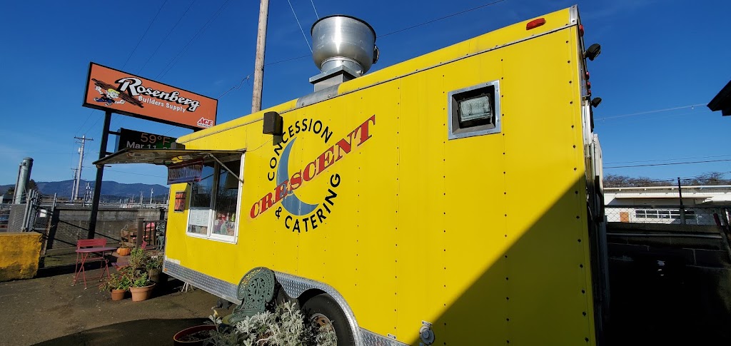 Crescent Concession & Catering food truck | restaurant | 2 Main Ave, Tillamook, OR 97141, USA | 5038123297 OR +1 503-812-3297