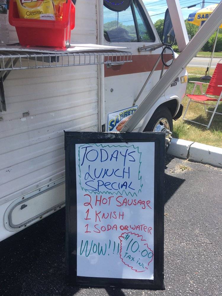 Cousin Vinnys the Dog Man | meal takeaway | 443 Middle Country Rd, Selden, NY 11784, USA | 6314459568 OR +1 631-445-9568