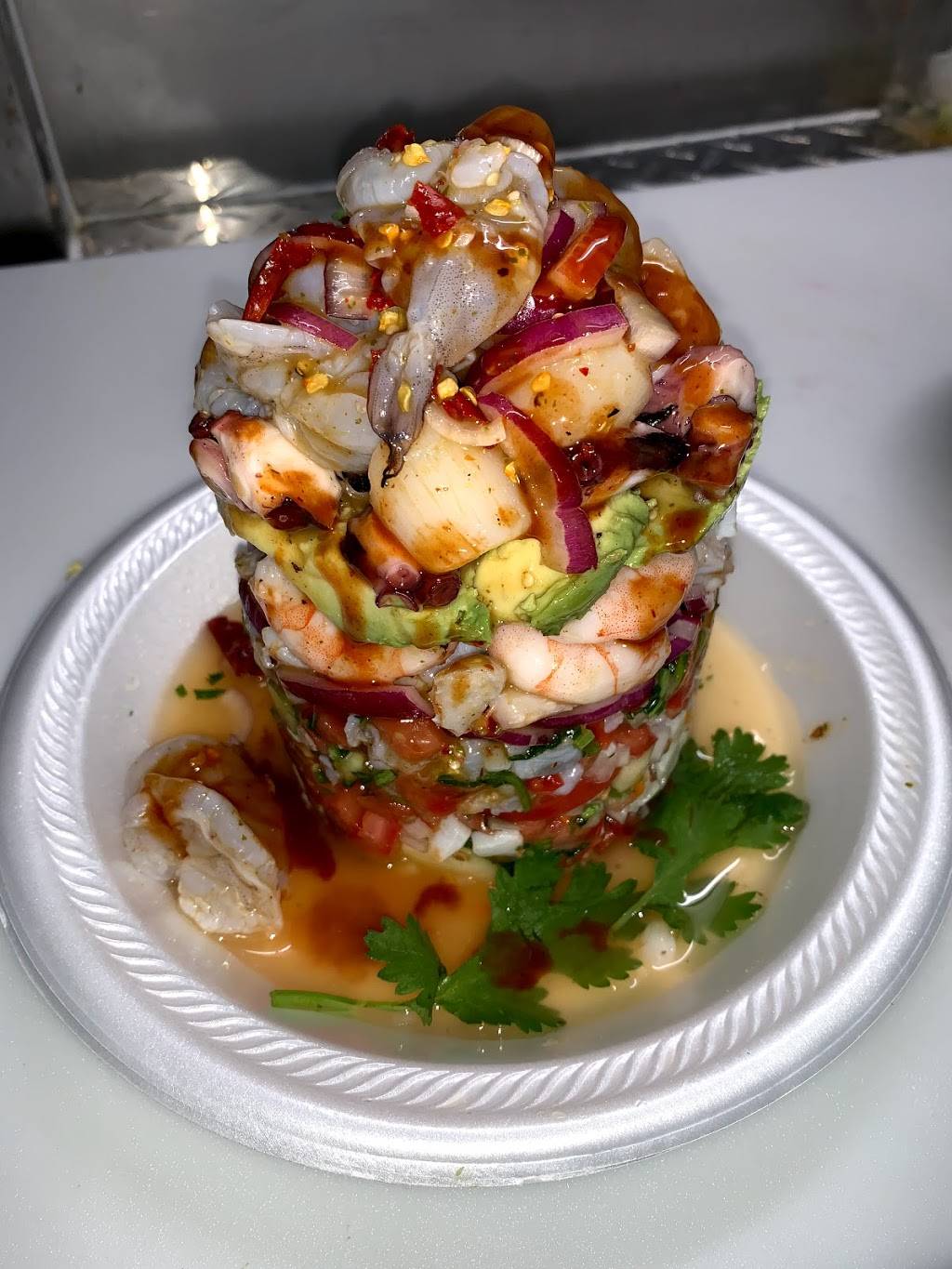 Mariscos Las Palmas | restaurant | 2818 N Albert Pike Ave, Fort Smith, AR 72904, USA | 4797194047 OR +1 479-719-4047