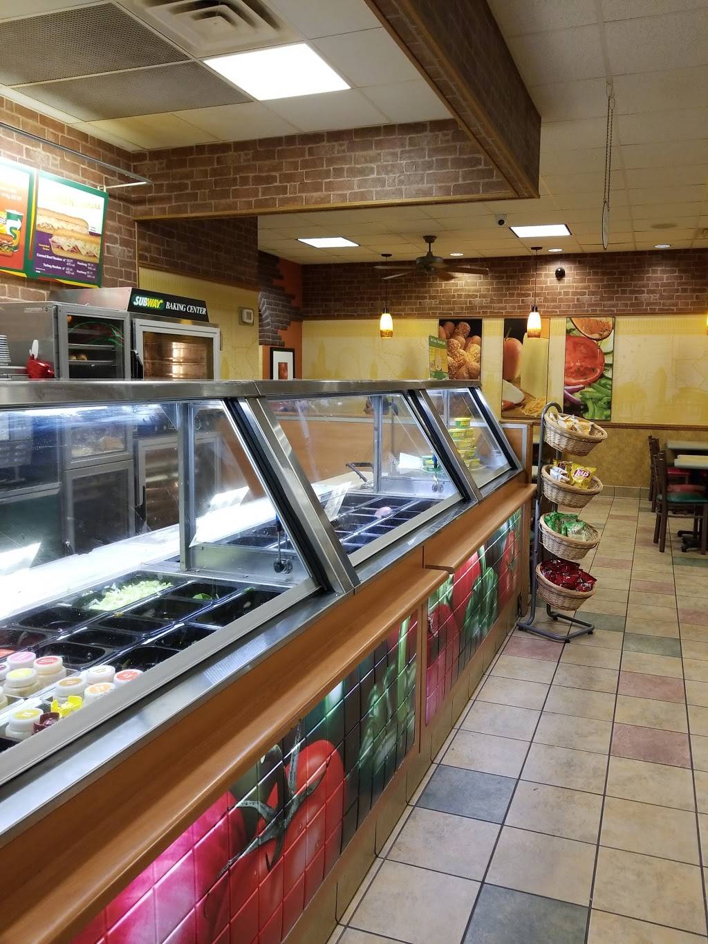 Subway | restaurant | 503 W 3rd St, Connersville, IN 47331, USA | 7658257373 OR +1 765-825-7373
