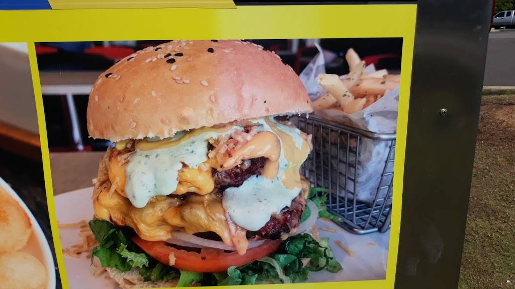 Paque Ronald | restaurant | 1559 Montgomery Hwy, Hoover, AL 35216, USA | 2055735305 OR +1 205-573-5305