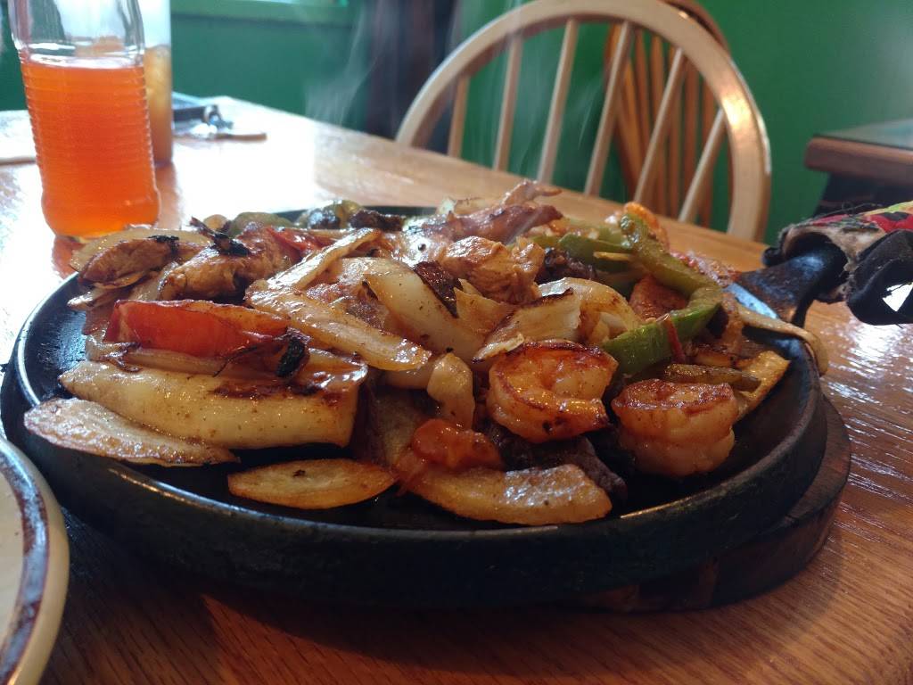 La Lena Mexican Restaurant | restaurant | 16236 Pine Valley Ln, Frazier Park, CA 93222, USA | 6612422327 OR +1 661-242-2327