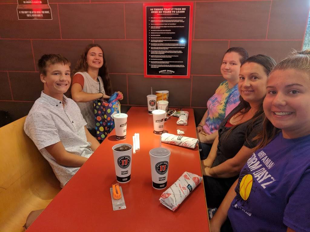 Jimmy Johns | meal delivery | 1483 N State St, Belvidere, IL 61008, USA | 8155441250 OR +1 815-544-1250