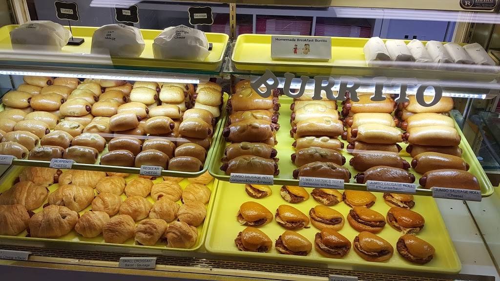 Spring Valley Donuts | restaurant | 4388 Spring Valley Rd, Dallas, TX 75244, USA | 9722330630 OR +1 972-233-0630