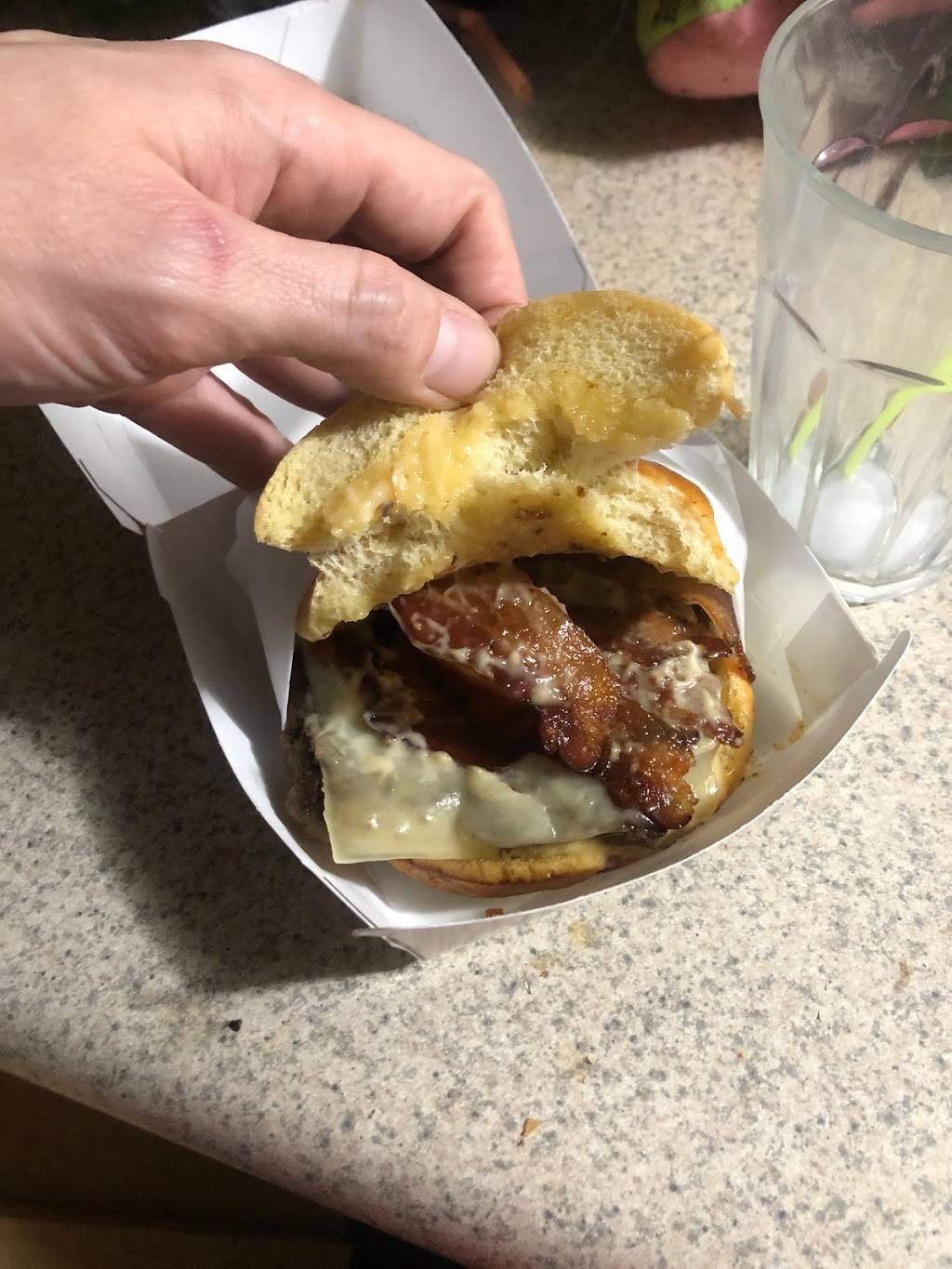 Jack in the Box | restaurant | 3491 Hutton St, Springfield, OR 97477, USA | 5417368168 OR +1 541-736-8168