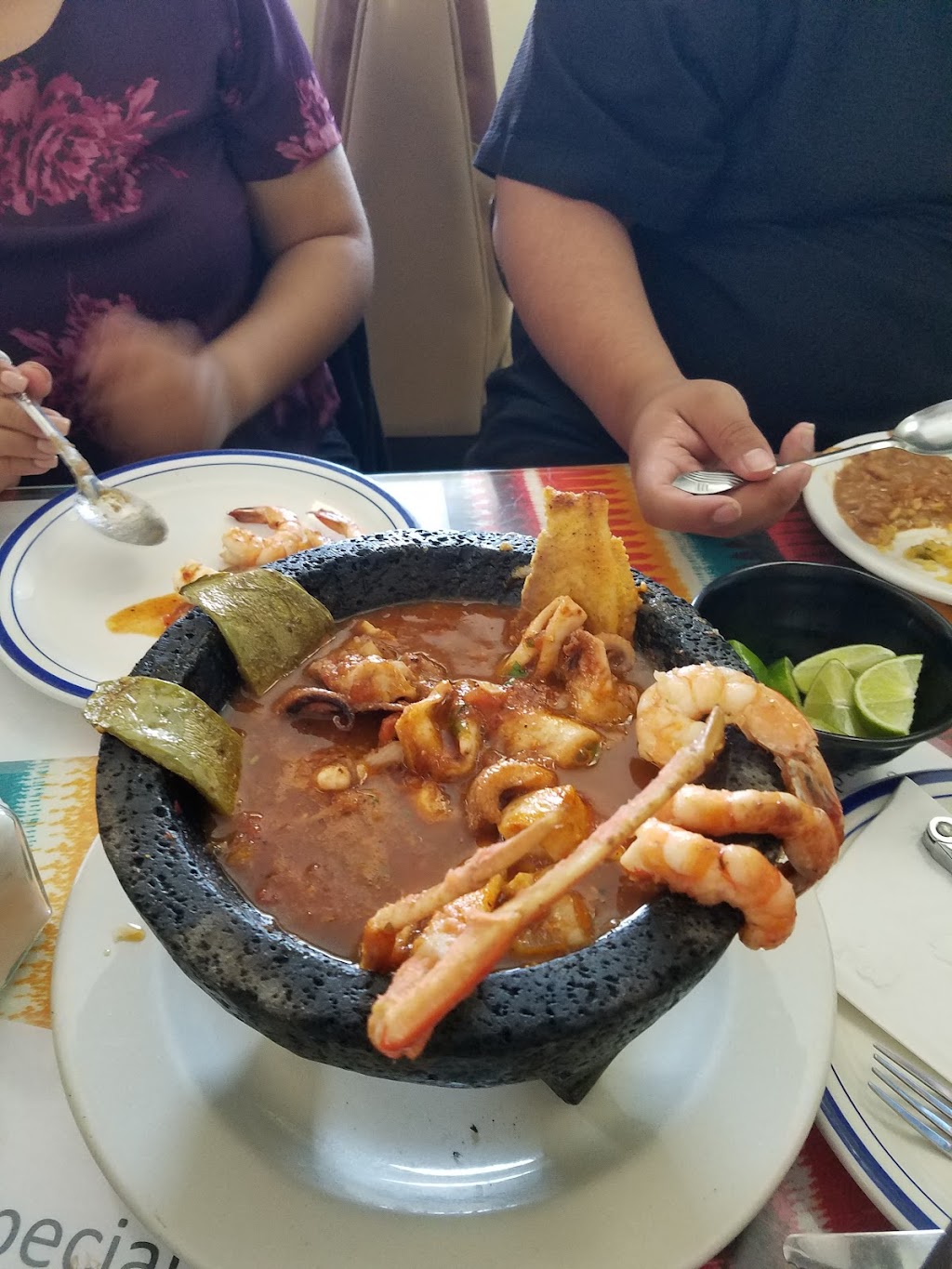 La Cabana Restaurant | restaurant | 2931 East 4th St, Los Angeles, CA 90033, USA | 3232610703 OR +1 323-261-0703