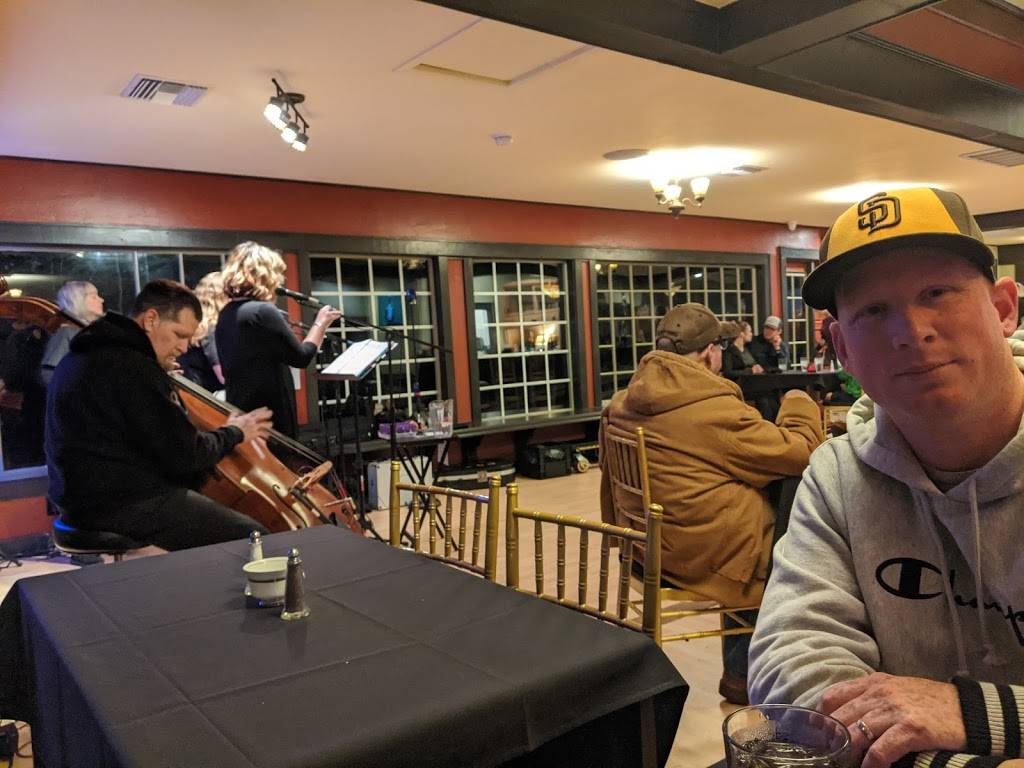 Pine Valley House Resort | cafe | 28841 Old Hwy 80, Pine Valley, CA 91962, USA | 6196376010 OR +1 619-637-6010