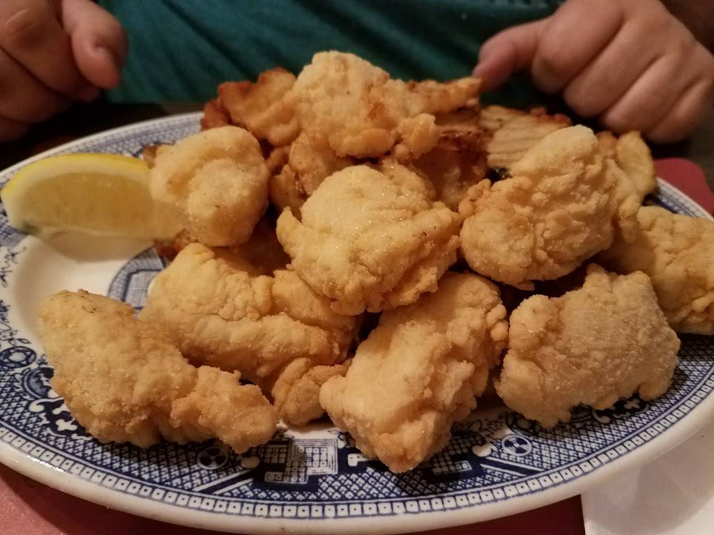 Turks Seafood Restaurant | meal takeaway | 425 Captain Thomas Blvd, West Haven, CT 06516, USA | 2039334552 OR +1 203-933-4552