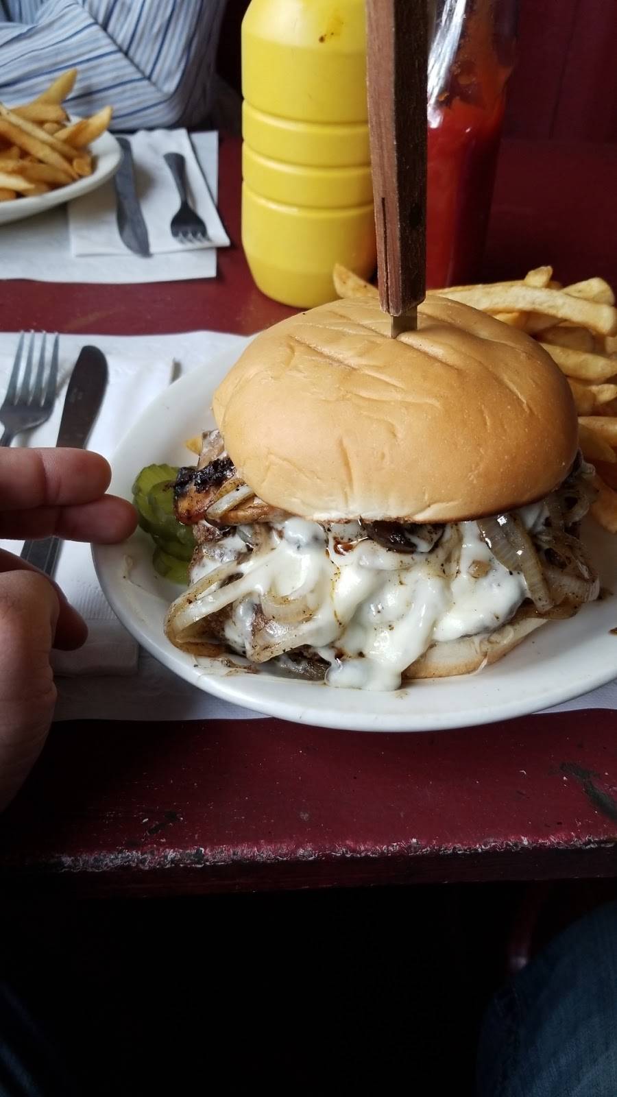 Petes Place | restaurant | 97 Main St, Randolph, NY 14772, USA | 7163582021 OR +1 716-358-2021