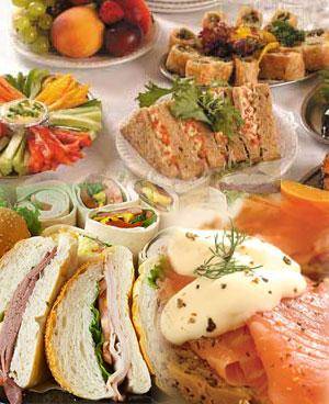 Beverly Hills Market & Deli | restaurant | 303 N Crescent Dr, Beverly Hills, CA 90210, USA | 3106573663 OR +1 310-657-3663