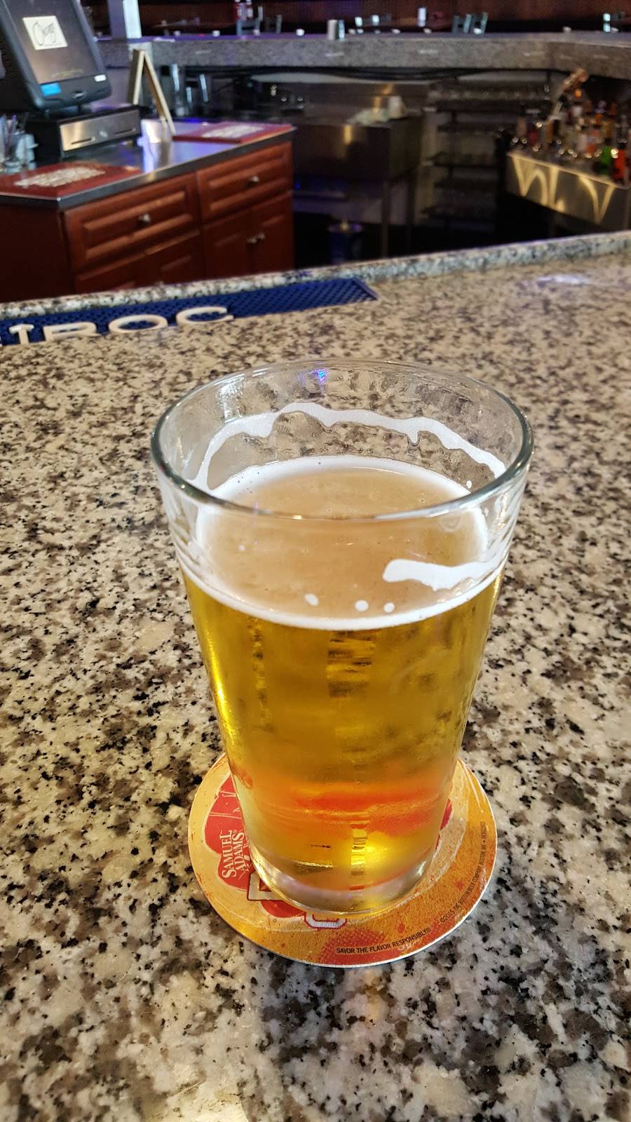 Chicago Sports Bar & Grill | restaurant | 1179 Airport Rd, Allentown, PA 18109, USA | 6107762090 OR +1 610-776-2090