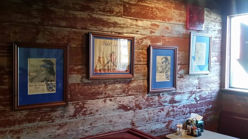 Club Tavern | restaurant | 1915 Branch St, Middleton, WI 53562, USA | 6088363773 OR +1 608-836-3773