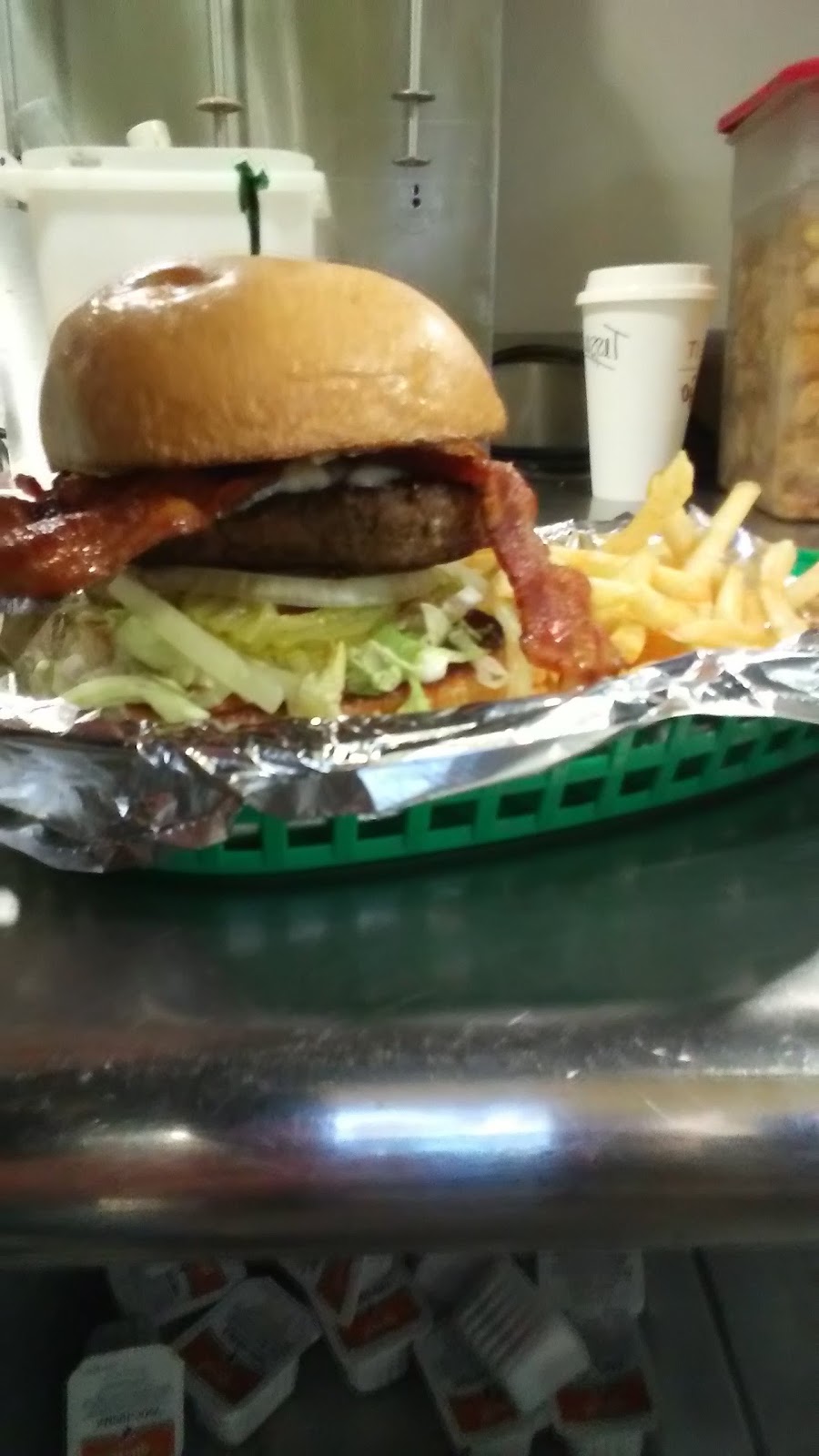 Pitt Grill - Lake Charles | restaurant | 606 W Prien Lake Rd, Lake Charles, LA 70601, USA | 3375646724 OR +1 337-564-6724