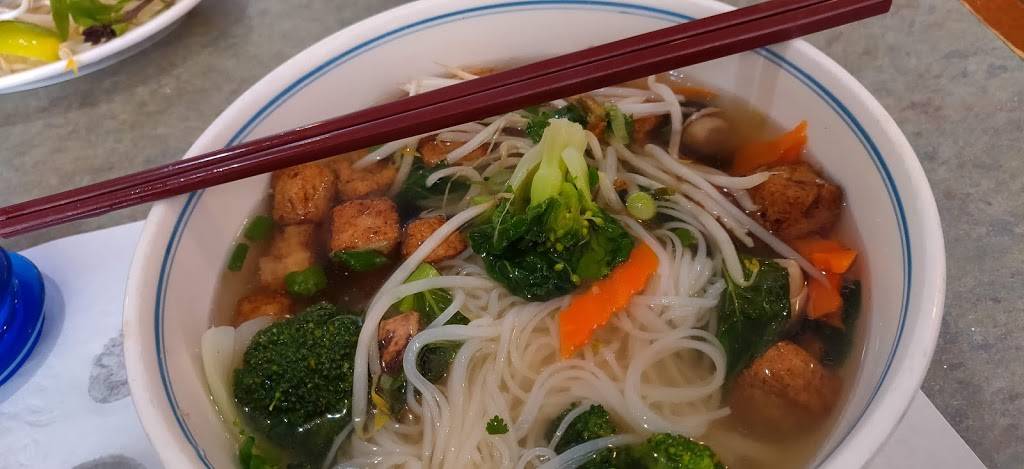 Kim Son Restaurant | restaurant | 3614 Balboa St, San Francisco, CA 94121, USA | 4152213811 OR +1 415-221-3811