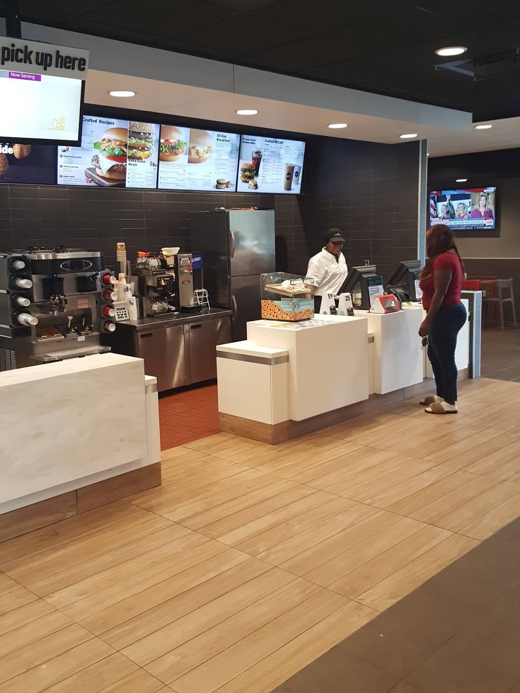 McDonalds | cafe | 5464 Essen Ln, Baton Rouge, LA 70809, USA | 2257669145 OR +1 225-766-9145