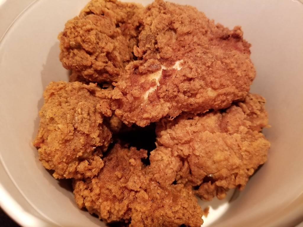 KFC | restaurant | 4175 W Shaw Ave, Fresno, CA 93722, USA | 5592755917 OR +1 559-275-5917