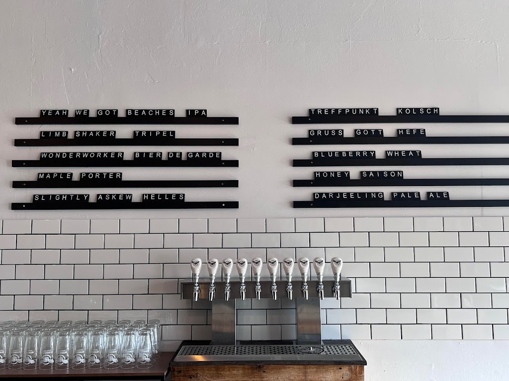 Gathering Place Brewing- Tosa Taproom and Patio | restaurant | 7208 W North Ave, Wauwatosa, WI 53213, USA | 4146350569 OR +1 414-635-0569