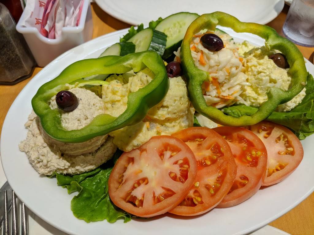 United Bakers Dairy Restaurant | restaurant | 506 Lawrence Ave W, North York, ON M6A 1A1, Canada | 4167890519 OR +1 416-789-0519