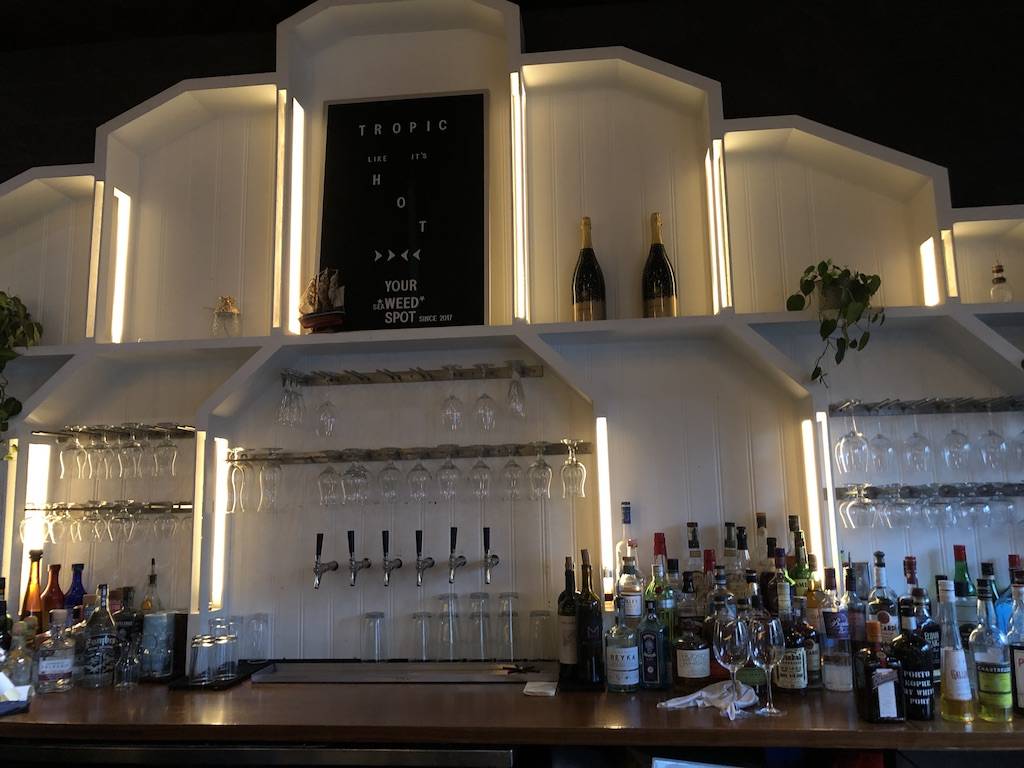 Cortez Seafood and Cocktail | restaurant | 413 Glenwood Ave, Raleigh, NC 27603, USA | 9193428227 OR +1 919-342-8227