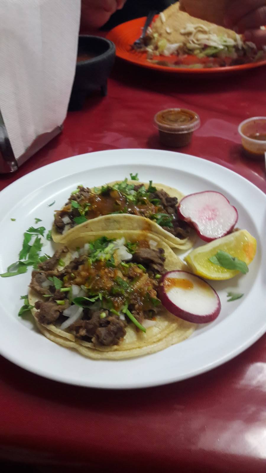 La Chiquita Tacos | restaurant | 10543 Cherry Ave, Fontana, CA 92337, USA | 9094286668 OR +1 909-428-6668