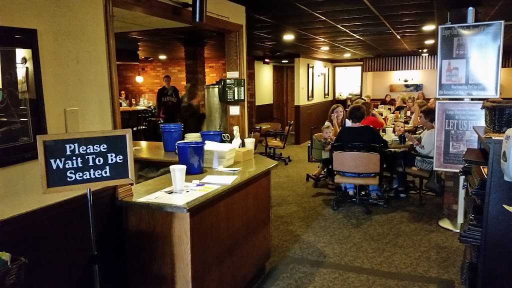 Cellar Sports Bar & Grill | restaurant | 3901 2nd Ave, Kearney, NE 68847, USA | 3082515458 OR +1 308-251-5458