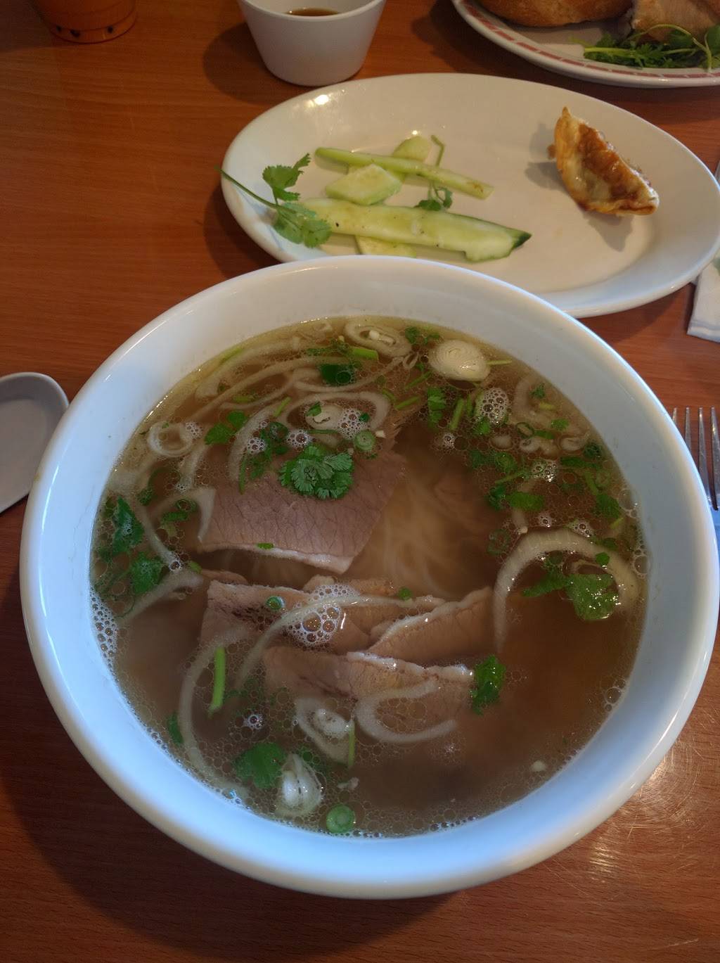 Saigon Pho | restaurant | 500 Elmira Rd, Vacaville, CA 95687, USA | 7074512548 OR +1 707-451-2548