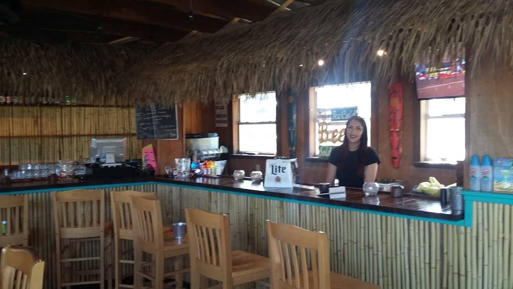 Coconut Cove Bar & Grill | restaurant | 11409 PR 37, Lakehills, TX 78063, USA | 8307514001 OR +1 830-751-4001
