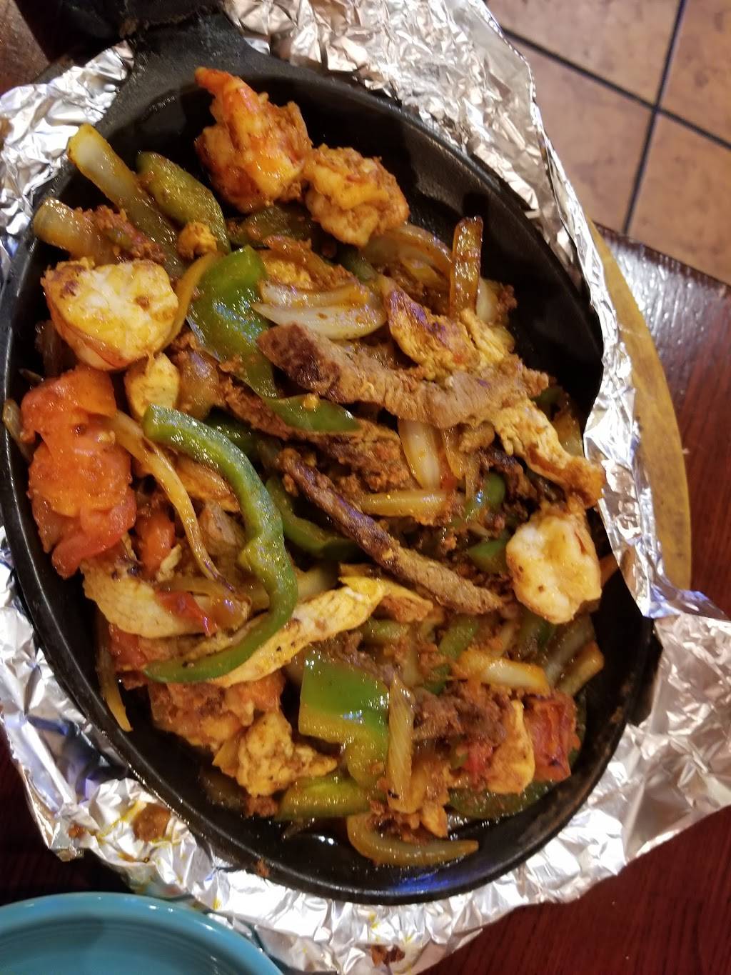 El Colonial | restaurant | 366 Diederich Blvd, Ashland, KY 41101, USA | 6063291374 OR +1 606-329-1374