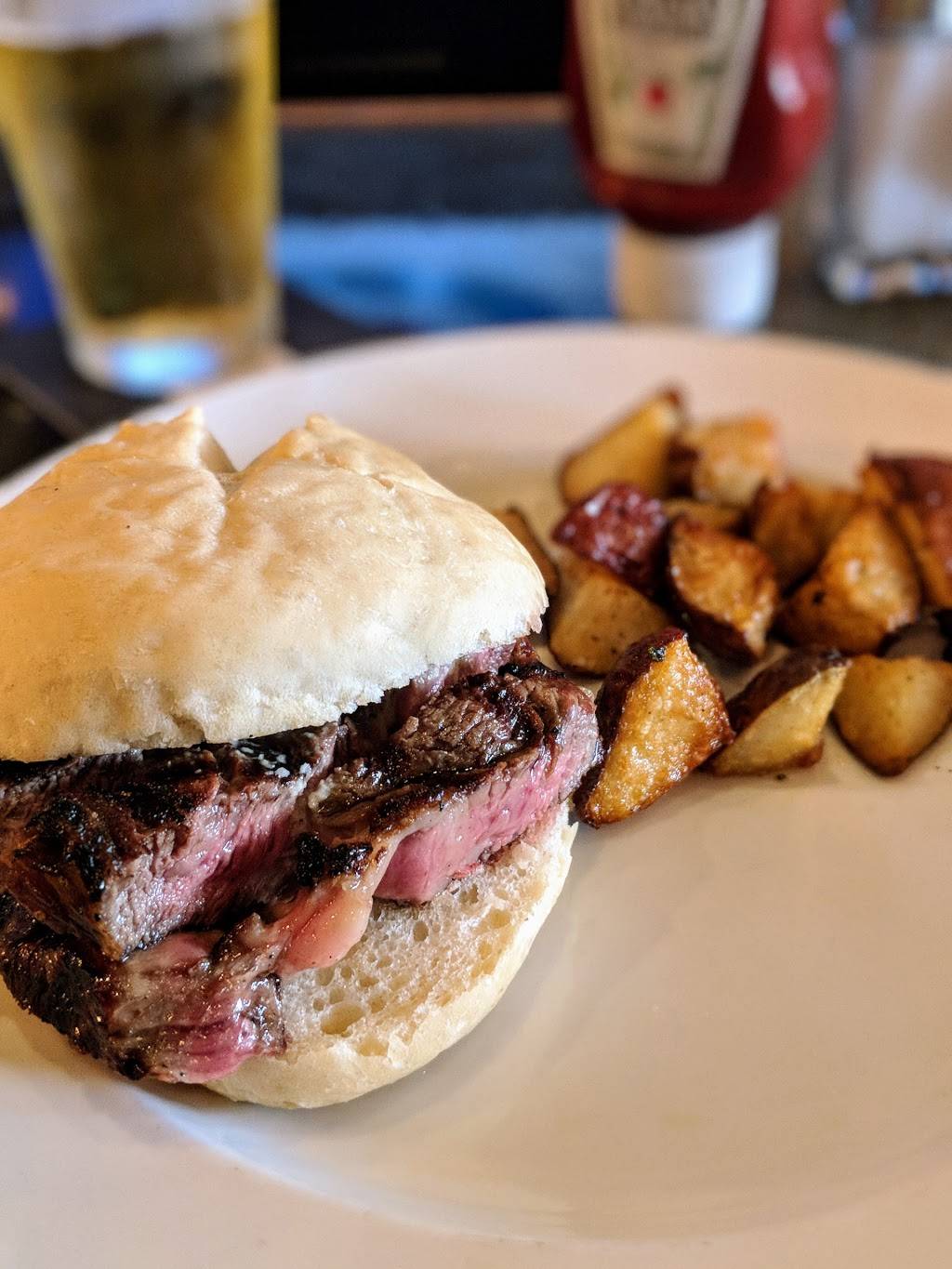 37 Cedar Restaurant and Bar | restaurant | 37 N Cedar Ave, Cookeville, TN 38501, USA | 9314000137 OR +1 931-400-0137