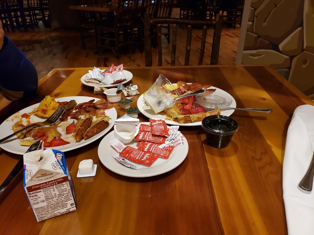 Loose Moose Family Kitchen | restaurant | Great Wolf Lodge, 12681 Harbor Blvd, Garden Grove, CA 92840, USA | 7145309653 OR +1 714-530-9653