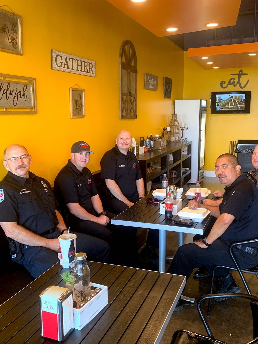 Messi Soul Kitchen | restaurant | 4270 Riverwalk Pkwy #104, Riverside, CA 92505, USA | 9515886252 OR +1 951-588-6252