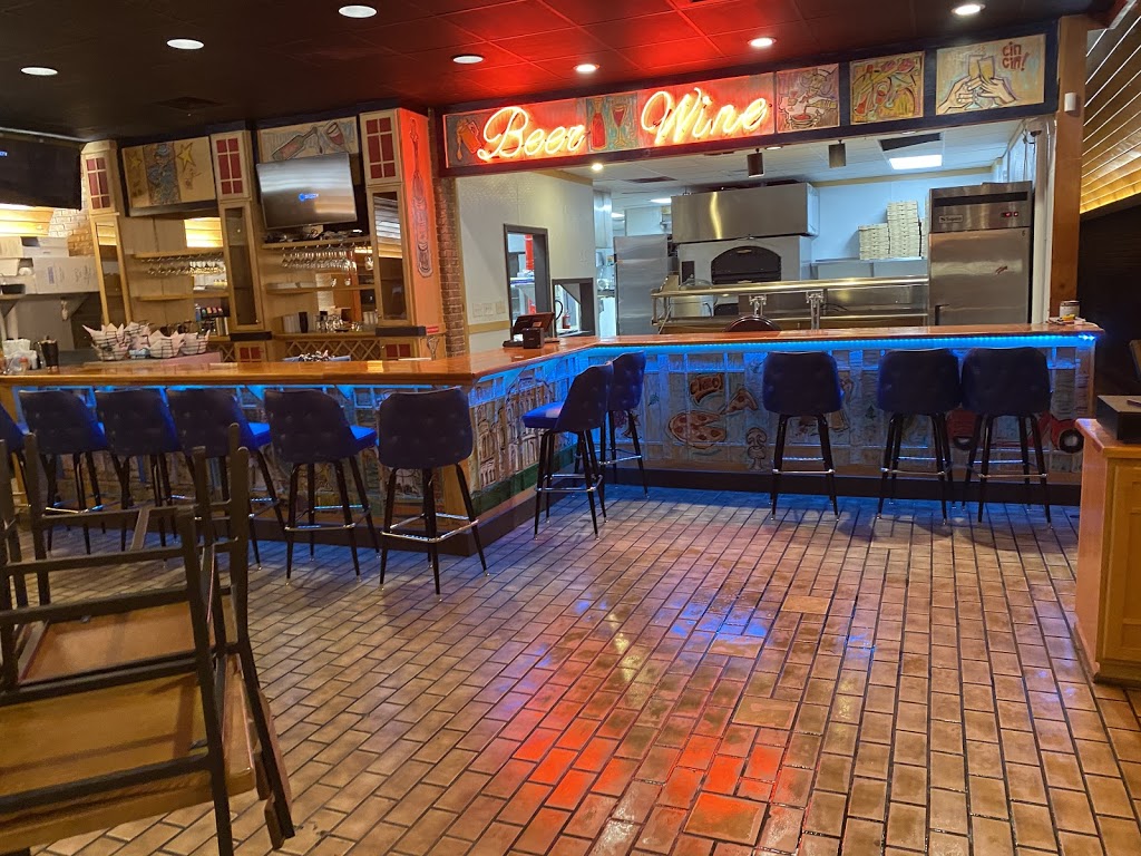 Fratellos Italian Restaurant & Pizzeria | restaurant | 2112 Wade Hampton Blvd, Greenville, SC 29615, USA | 8642637888 OR +1 864-263-7888