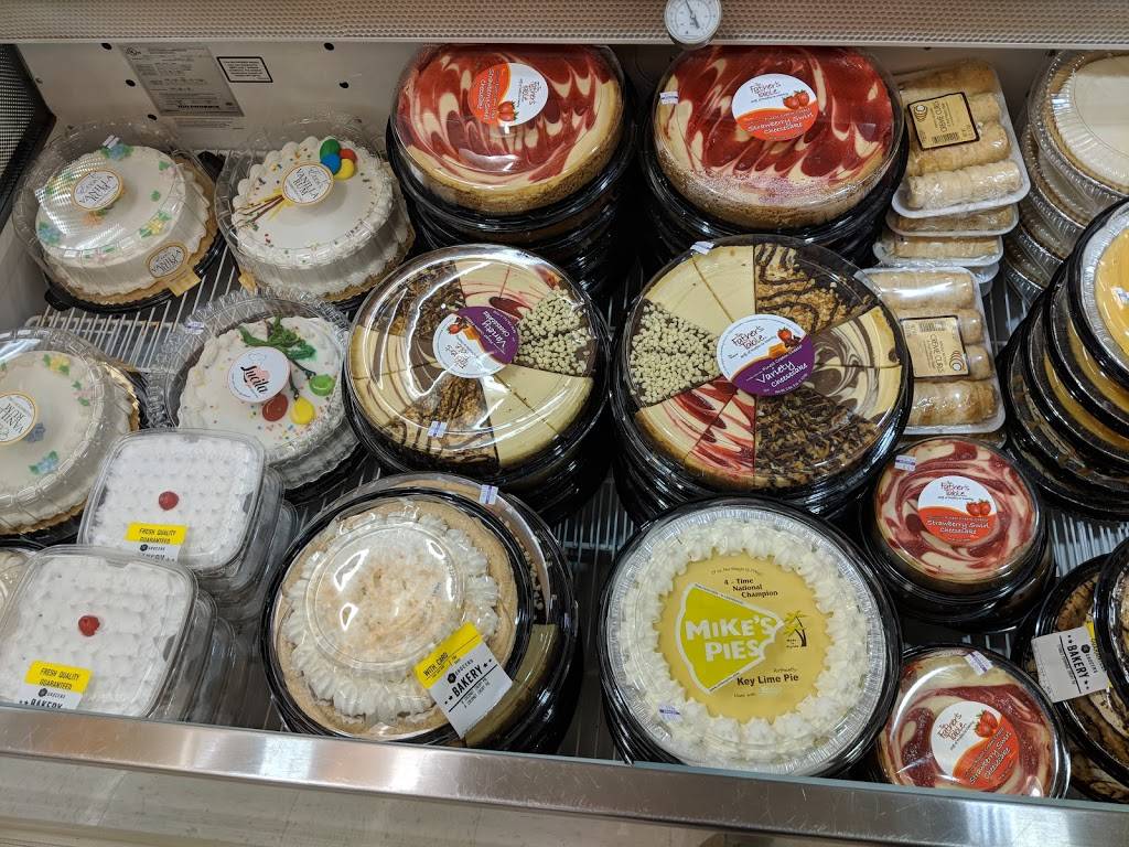 Point Royale Shopping Center | shopping mall | 19101 S Dixie Hwy, Miami, FL 33157, USA | 3059471664 OR +1 305-947-1664