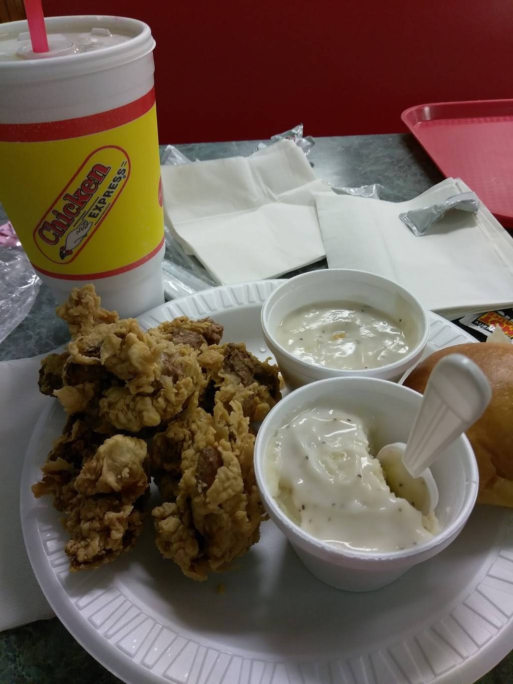 Chicken Express | restaurant | 802 S Cockrell Hill Rd, Duncanville, TX 75137, USA | 9722832500 OR +1 972-283-2500