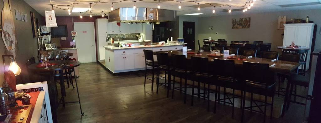 Untamed Chef | restaurant | 7338 N University St, Peoria, IL 61614, USA | 3092310906 OR +1 309-231-0906