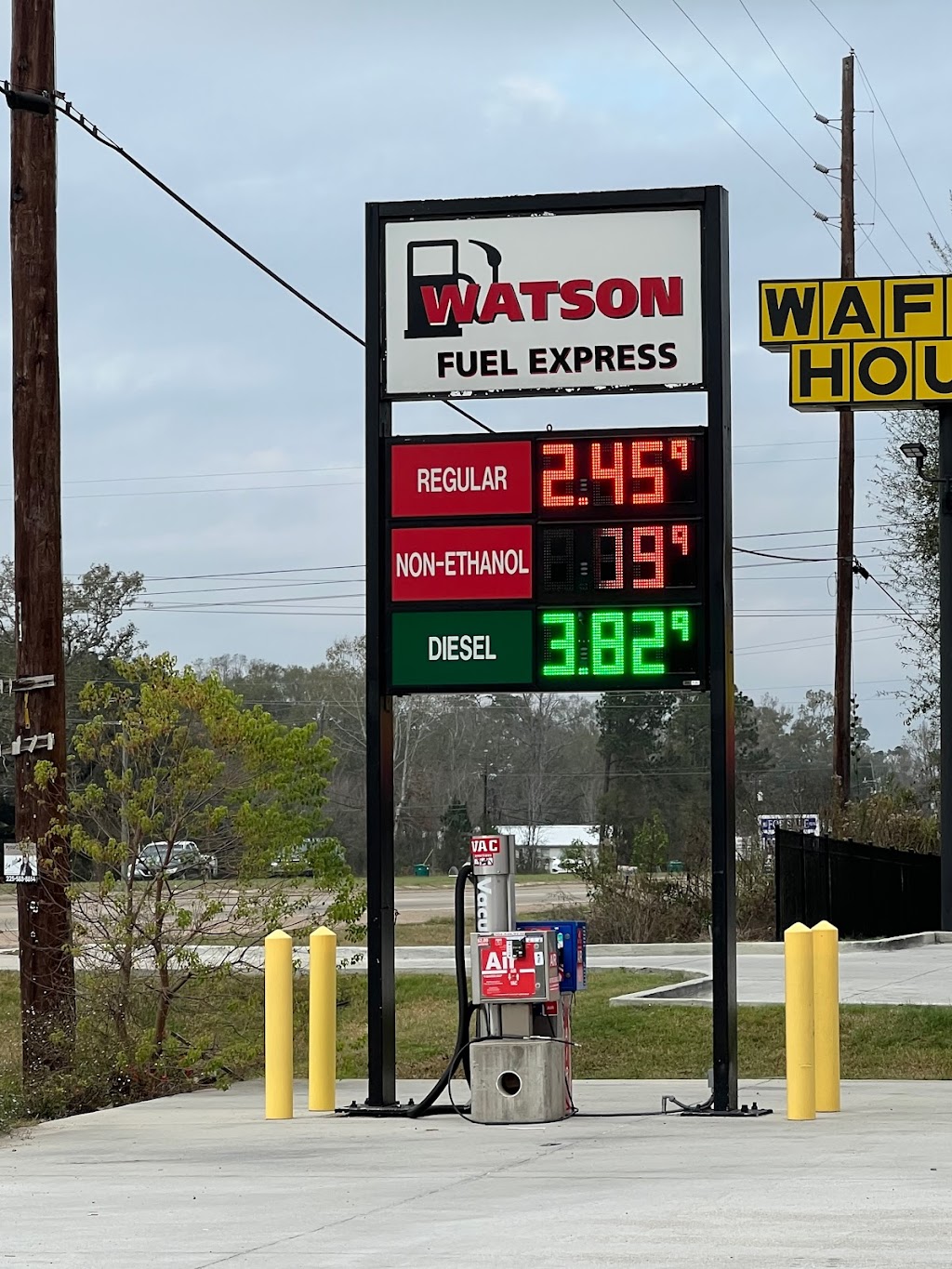 WATSON FUEL EXPRESS/ICEBOX OF DENHAM SPRINGS | restaurant | 34036 LA-16, Denham Springs, LA 70706, USA | 2255234646 OR +1 225-523-4646