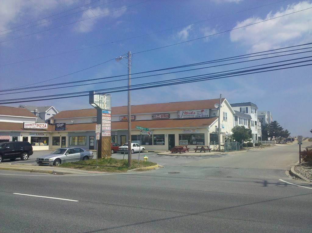 Nicks Philadelphia Cheese Steaks & Gyros | restaurant | 1800 Coastal Hwy, Dewey Beach, DE 19971, USA | 3022260110 OR +1 302-226-0110