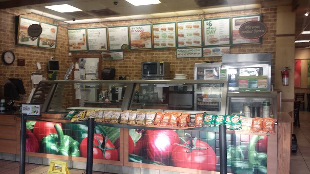 Subway | meal takeaway | 5961 Bullard Road Suite 1, New Orleans, LA 70128, USA | 5042411293 OR +1 504-241-1293