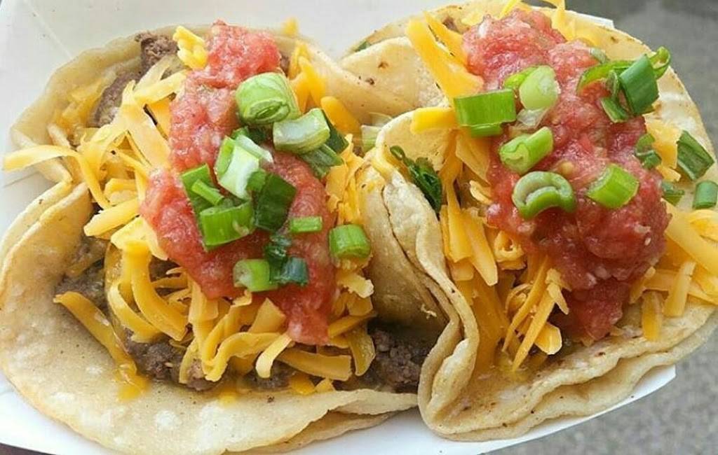 Coachs Corner Bar & Grill | restaurant | 13708 S Inglewood Ave, Hawthorne, CA 90250, USA | 4244564849 OR +1 424-456-4849