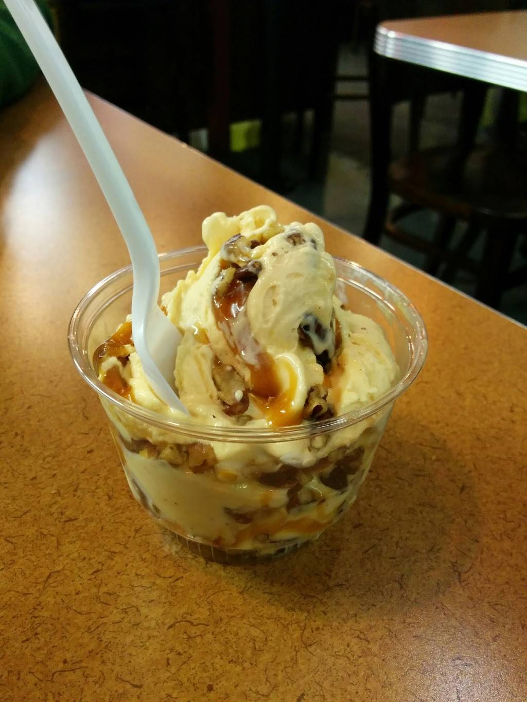 Michaels Frozen Custard | restaurant | 5602 Schroeder Rd, Madison, WI 53711, USA | 6082768100 OR +1 608-276-8100