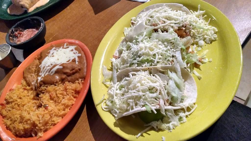 El Toro Mexican restaurant | restaurant | 4080 W Broadway Ave, Minneapolis, MN 55422, USA | 7635376822 OR +1 763-537-6822