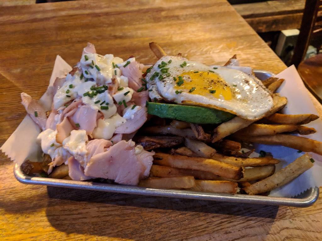 Star & Shamrock Tavern & Deli | meal takeaway | 1341 H St NE, Washington, DC 20002, USA | 2023883833 OR +1 202-388-3833