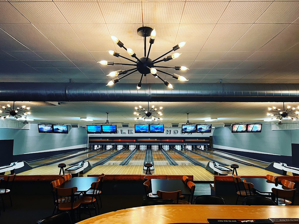 Idle Hour Lanes | restaurant | 927 E Railroad St, Sandwich, IL 60548, USA | 8157868257 OR +1 815-786-8257