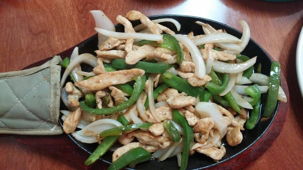 Alejandros | restaurant | 7380 Broad St, Brooksville, FL 34601, USA | 3525934352 OR +1 352-593-4352