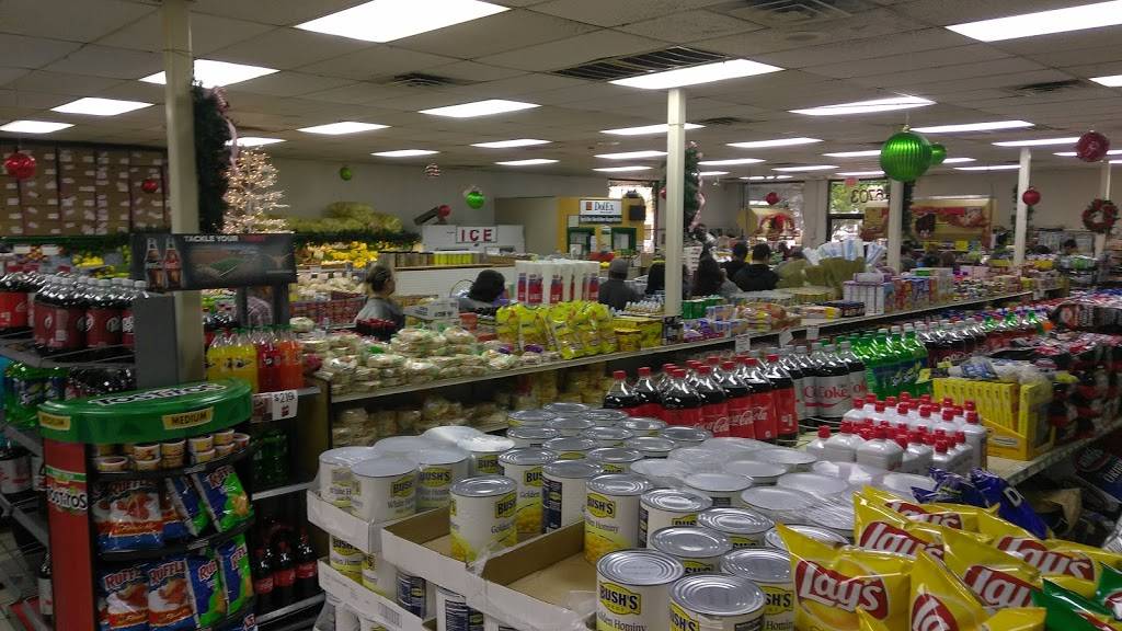 Thrif-T-Mart | restaurant | 6703 S Zarzamora St, San Antonio, TX 78224, USA | 2109223351 OR +1 210-922-3351