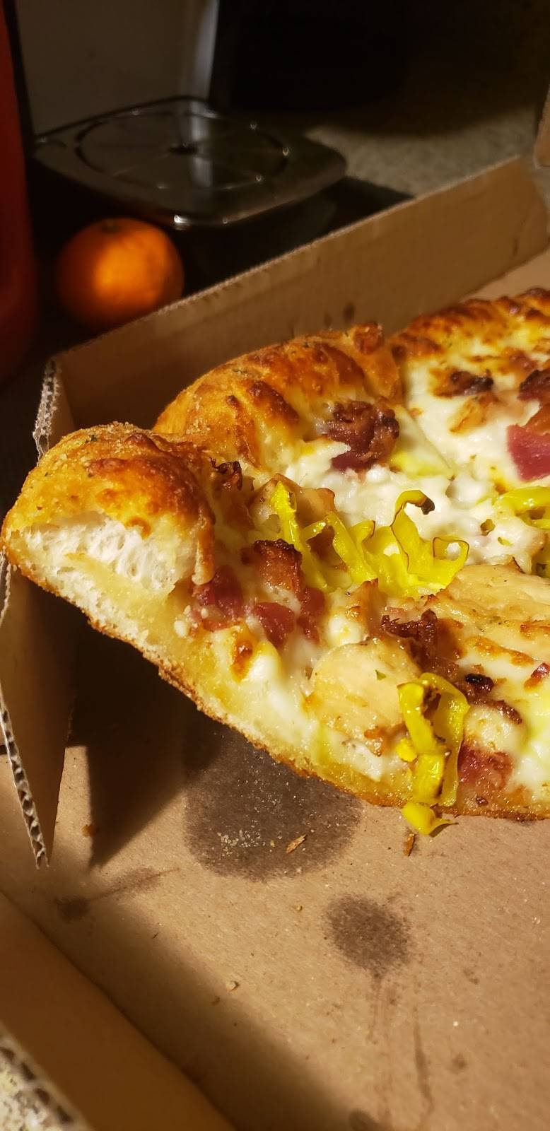 Dominos Pizza | meal delivery | 35173 E Michigan Ave, Wayne, MI 48184, USA | 7347223030 OR +1 734-722-3030