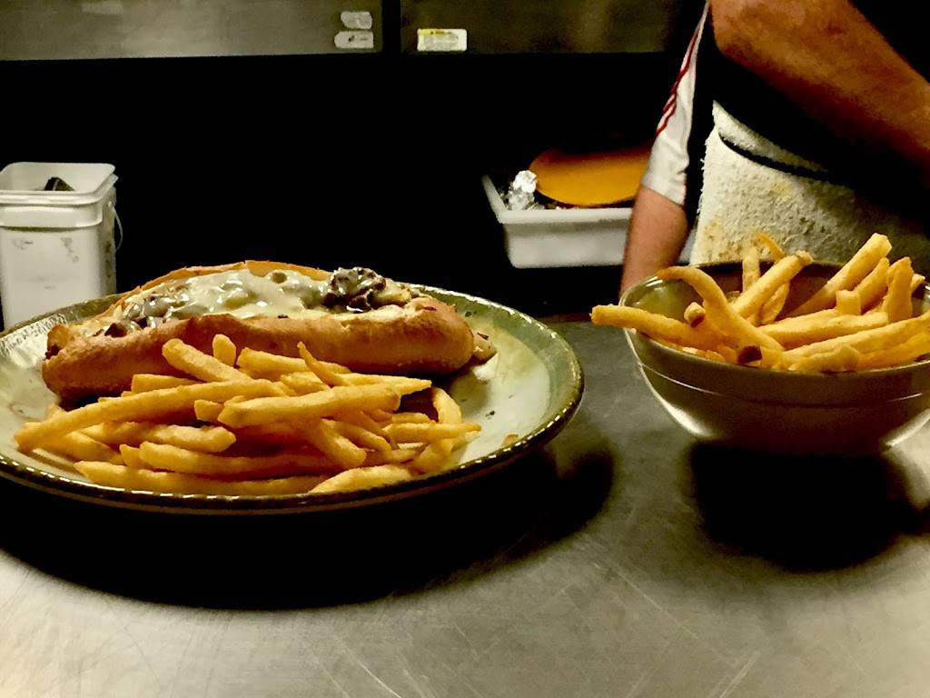 P.J.s Oyster Bar | restaurant | 415 2nd St, Indian Rocks Beach, FL 33785, USA | 7275965898 OR +1 727-596-5898