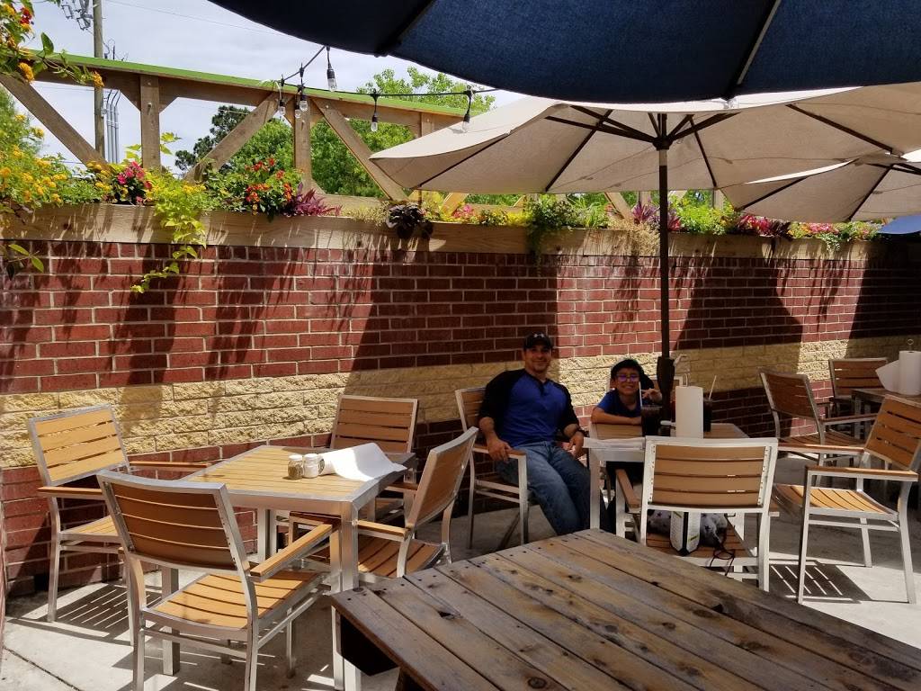 T J Reeds Better Burgers and Shakes | restaurant | 614 Farm to Market 517 Rd W, Dickinson, TX 77539, USA | 8327381140 OR +1 832-738-1140