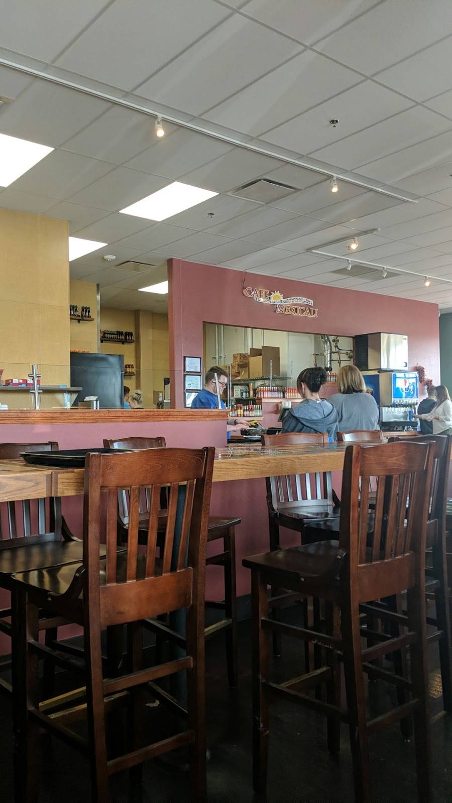 Cafe Mexicali | restaurant | 4853 Thompson Pkwy, Johnstown, CO 80534, USA | 9706608611 OR +1 970-660-8611