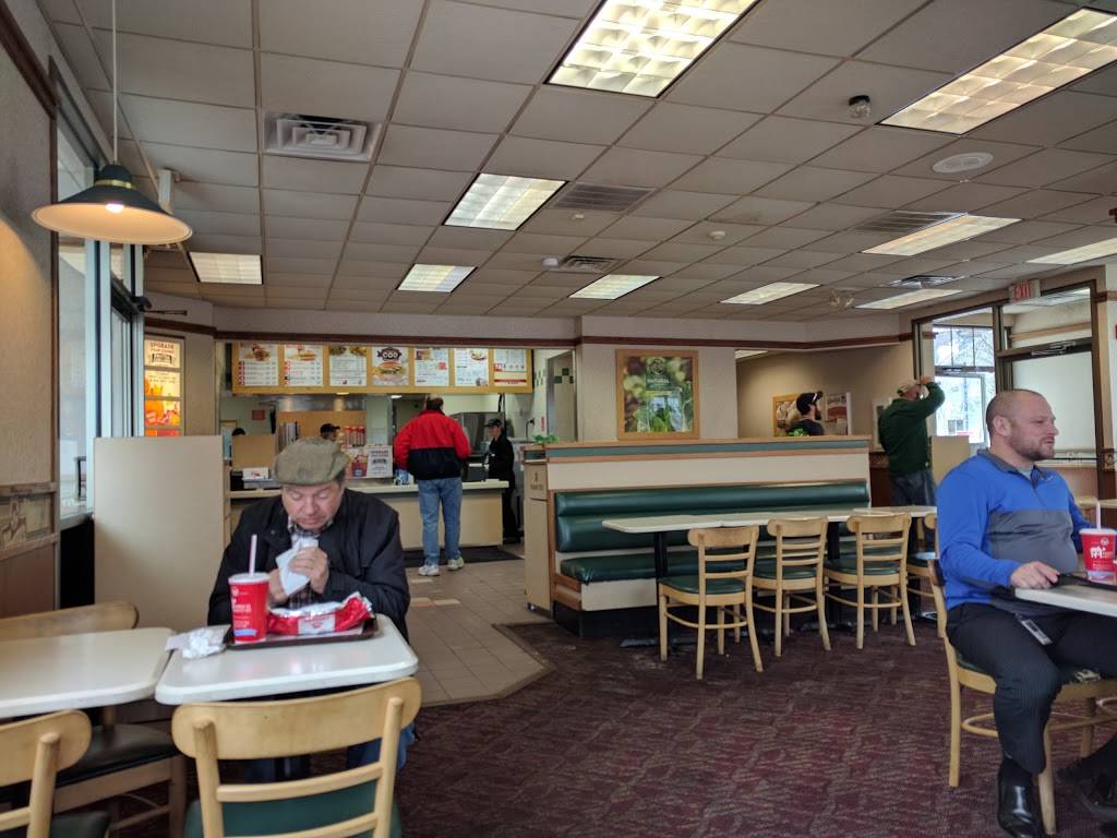 Wendys | restaurant | 205 US-1, Scarborough, ME 04074, USA | 2078832915 OR +1 207-883-2915